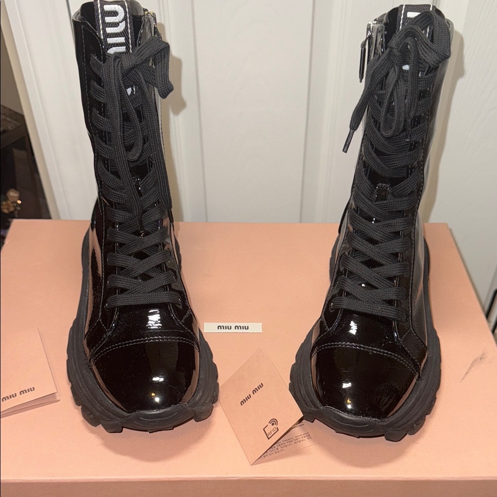 Miu Miu Naplak Tech Patent Leather Combat Boots Sz 9